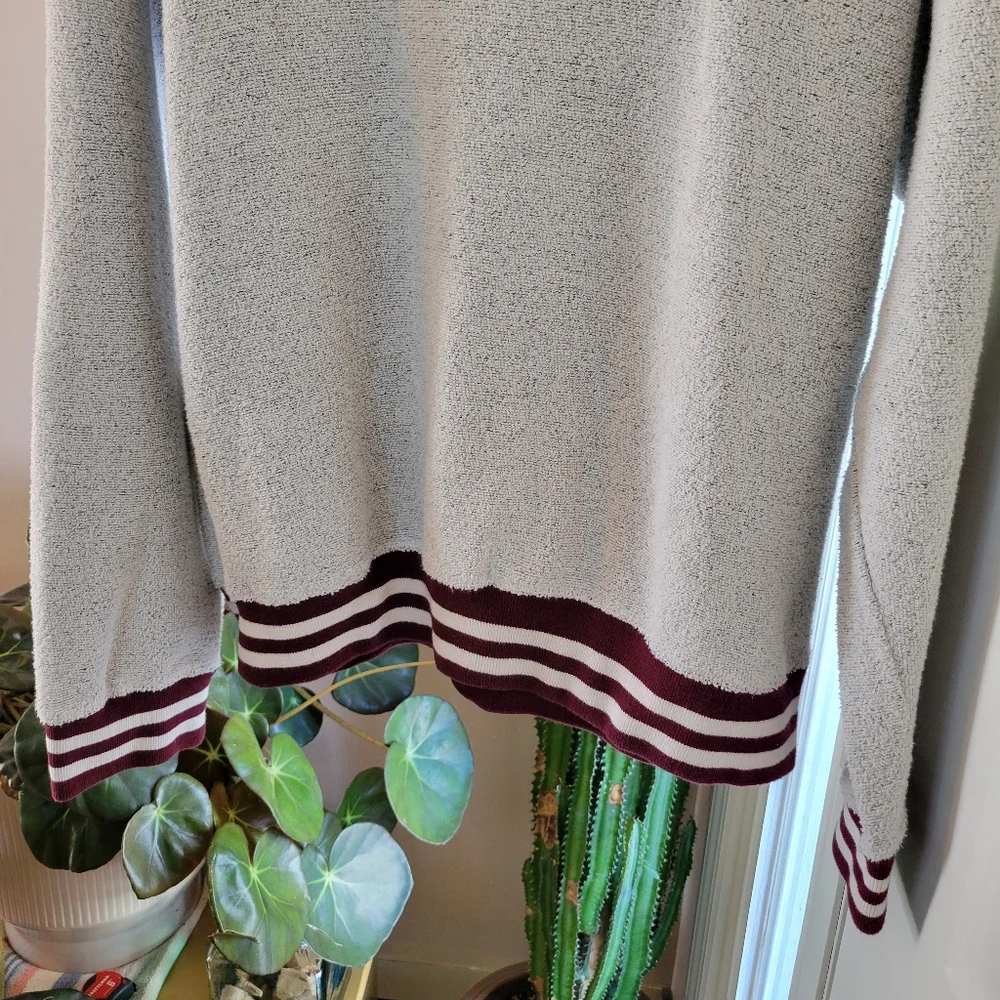 Virginia Tech Hokies Novelist Speckle Fleece Pullover Sweatshirt,‎ Size 2XL
